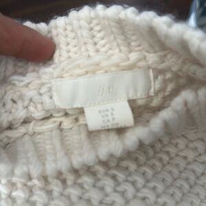 H&M Cream Turtleneck Sweater with Chunky Knit